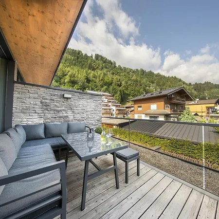 Modern With Balcony And Access To Sauna Neukirchen am Grossvenediger