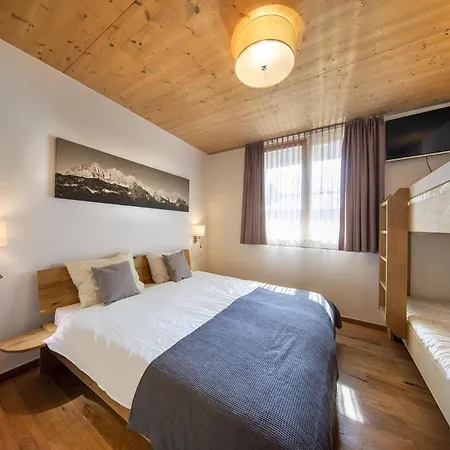 Modern With Balcony And Access To Sauna