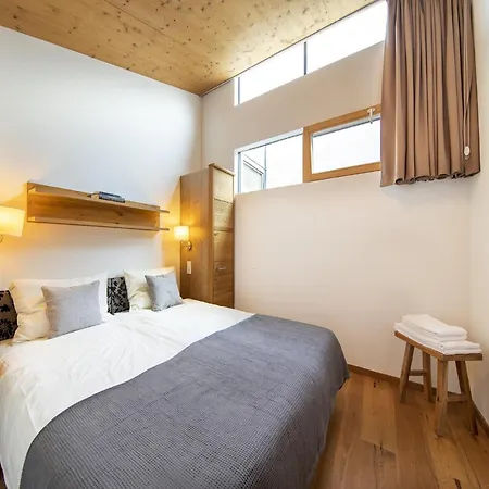 Modern With Balcony And Access To Sauna * Neukirchen am Grossvenediger